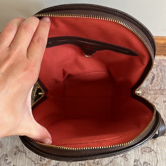 VINTAGE LOUIS VUITTON BACKPACK. - Picture 2 of 7